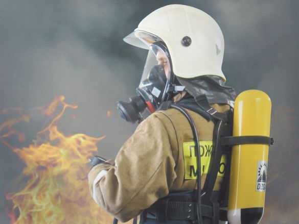 Під час гасіння пожежі постраждав черкаський рятувальник
