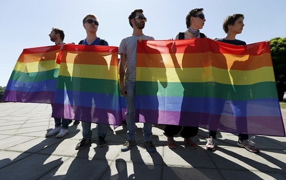 Стало відомо, скільки черкаських чоловіків хочуть поїхати на гей-парад у Київ