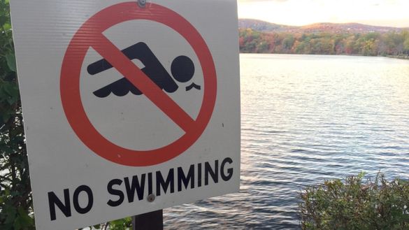 В одному з міст Черкащини офіційно заборонено купатися у Дніпрі
