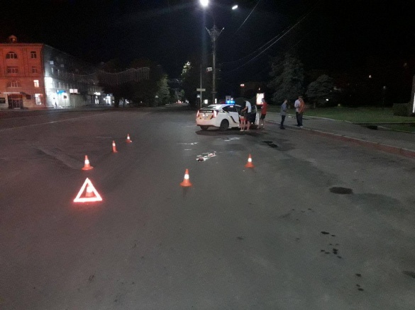 Навпроти Соборної площі водій іномарки збив пішохода (ФОТО)