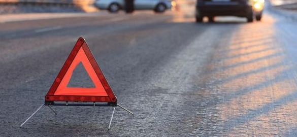 На Черкащині нетверезий водій збив та протягнув дорогою молоду дівчину