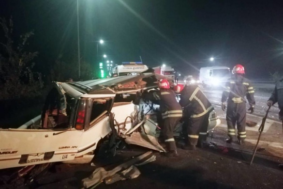 Вщент розбиті автівки й поранені водії: на Черкащині сталася ДТП (ФОТО)