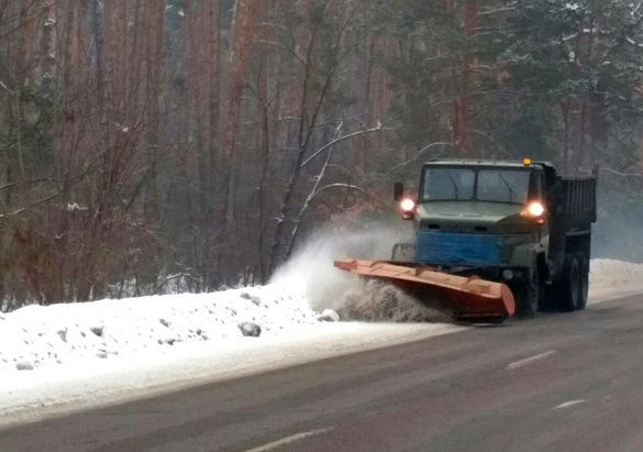 Дорожники заявили, що готові до погіршення погодних умов на Черкащині