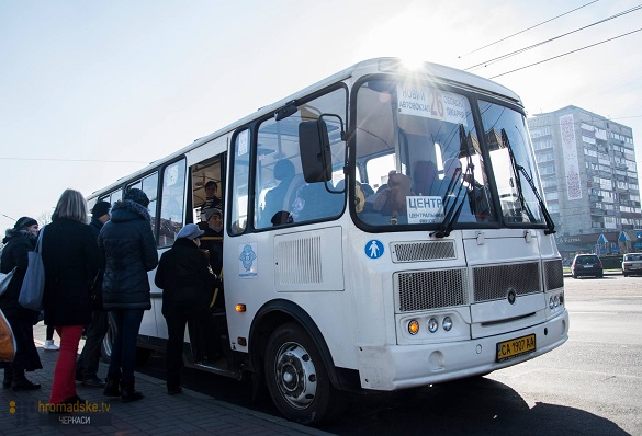 Учасники війни просять частково змінити популярний автобусний маршрут у Черкасах