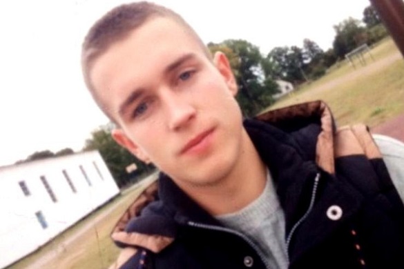 Черкащан просять допомогти у пошуку зниклого 19-річного  хлопця із Рівненщини (ФОТО)
