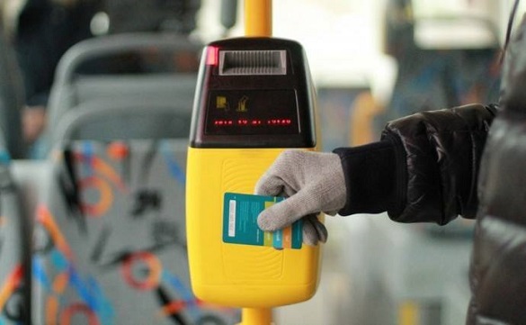 У Черкасах збираються запровадити електронну оплату за проїзд у громадському транспорті