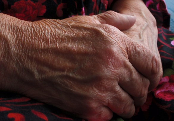 Черкащан просять допомогти у пошуках зниклої пенсіонерки (ФОТО)