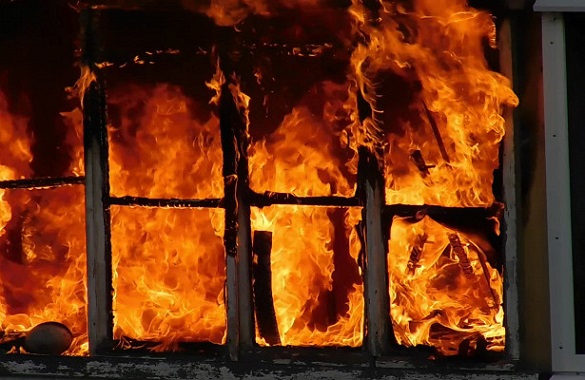 У Жашкові під час пожежі у власному будинку загинула пенсіонерка