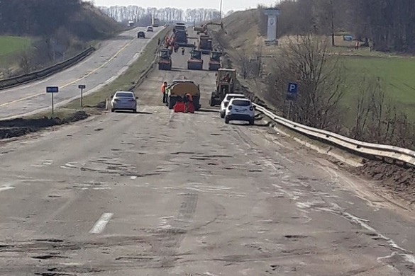 У Черкаській області триває ремонт доріг