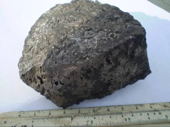 На Черкащині продають метеорит