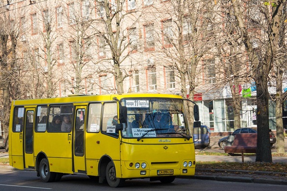 У Черкасах хочуть придбати нові автобуси на маршрут №11, але за однієї умови