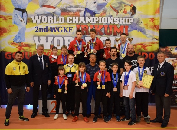 Черкаські каратисти вибороли 25 медалей на кубку світу