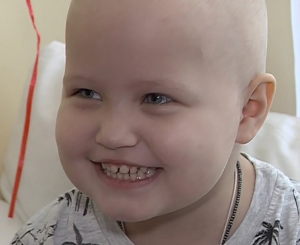 Надія для Надійки: маленька черкащанка потребує допомоги у боротьбі з раком крові