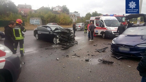 Внаслідок аварії на Митниці постраждали двоє черкащан (ФОТО)