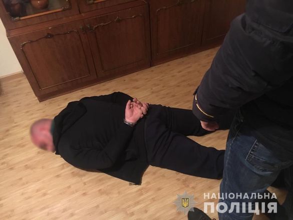 Катували і заволоділи майном: поліція Черкащини затримала зловмисників, які причетні до вбивства дідуся (ФОТО)