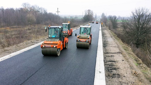 За цей рік на Черкащині було реконструйовано майже 50 кілометрів автодоріг (ФОТО)