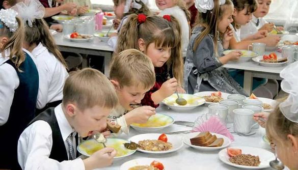 У Черкасах учні міжпарламентської асамблеї долучились до реформування харчування в школах