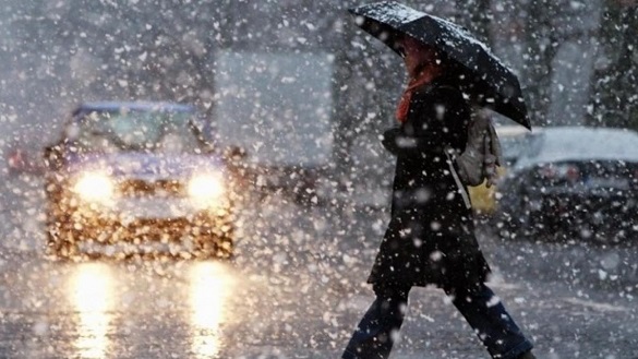 Вихідними на Черкащині очікується дощ з мокрим снігом