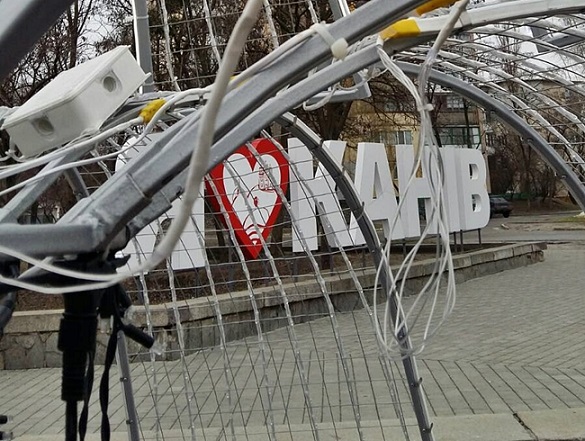 Вандали на Черкащині пошкодили фонтан (ФОТО)