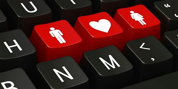 Кохання починається в інтернеті: неймовірні історії черкаських сімейних пар, які познайомилися у соціальних мережах