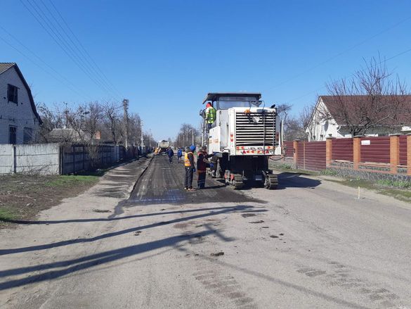 У одному з сіл Черкащини почали ремонт дороги (ФОТО)