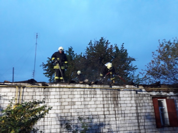 Пожежа сталася в будинку на Черкащині (ФОТО)