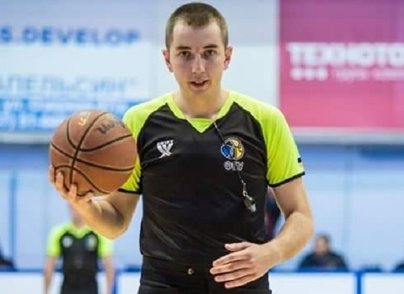 Черкащанин увійшов десятку найкращих баскетбольних арбітрів сезону в Україні (ФОТО)