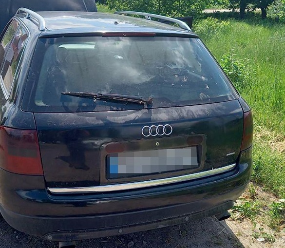 Двох водіїв з підробленими документами виявили на Черкащині