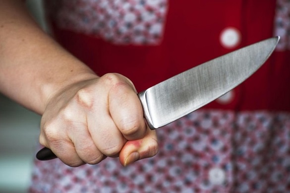 Черкащанці, яка ударом ножа вбила дівчину, оголошено підозру