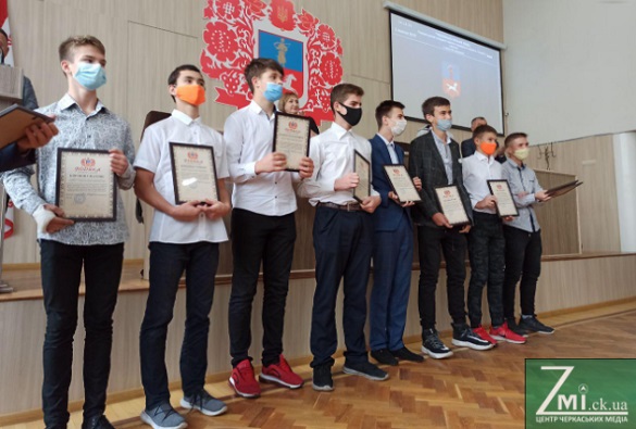 Черкаські спортсмени та тренери отримали нагороди