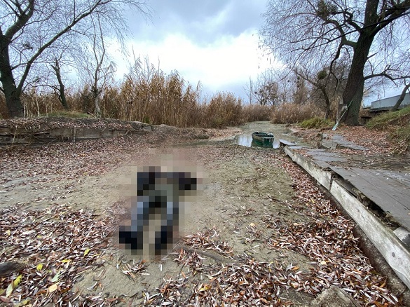 Пішов наловити ряски й не повернувся: на Черкащині потонув чоловік (ФОТО, ВІДЕО)