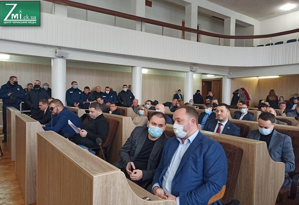 Активісти вимагають недопустити в органи Черкаської міськради членів ОПЗЖ