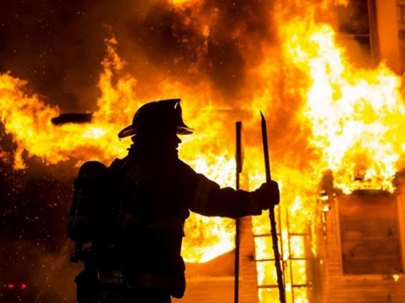 На Черкащині сталася пожежа в надвірній споруді (ВІДЕО)