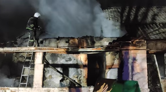 Через замикання електропроводки на Черкащині загорівся будинок