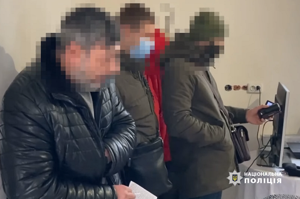 Ошукали людей на 90 тисяч гривень: на Черкащині викрили групу шахраїв
