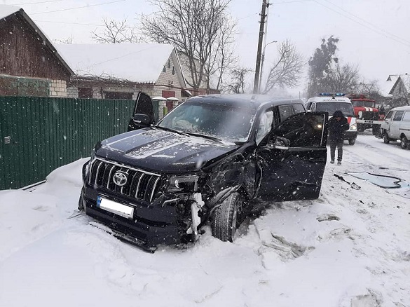 У Черкаській області зіштовхнулись два автомобілі: двоє постраждало (ФОТО)