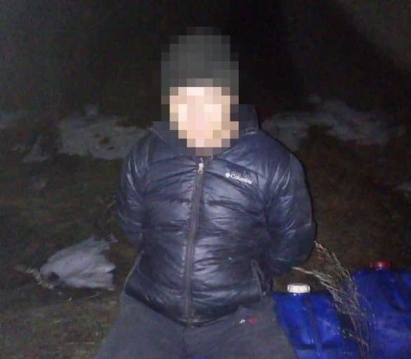 У Черкаській області затримали чоловіка, який викрадав паливо з поїзда