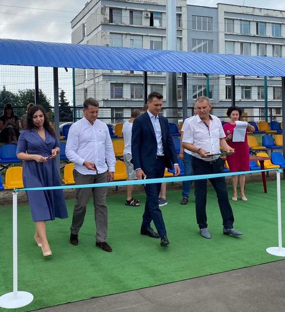 У Черкасах відкрили стадіон та планують добудувати новий корпус школи олімпійського резерву