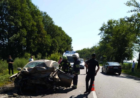 Фатальна аварія на Черкащині: один чоловік загинув, ще двоє осіб травмувалися (ФОТО)