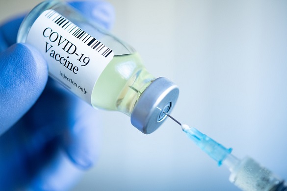 В Україні стартує п'ятий етап вакцинації від COVID-19: кого щеплюватимуть