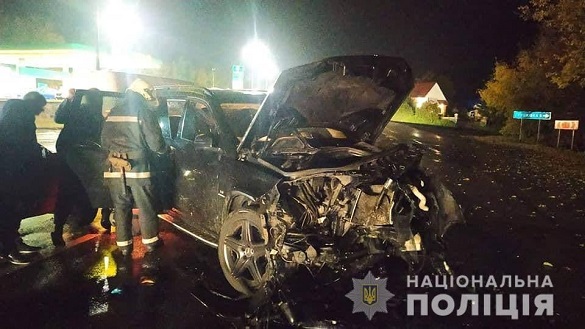 Постраждало четверо людей: на Черкащині внаслідок ДТП загорілася автівка (ФОТО)