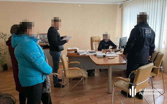 Чиновників Черкаської міськради викрили на розтраті трьох мільйонів гривень