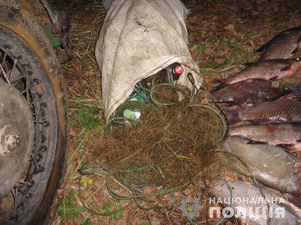 На Черкащині правоохоронці спіймали рибалку-браконьєра