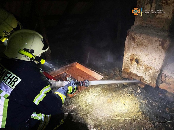 Через несправні печі: на Черкащині сталося чотири пожежі за добу