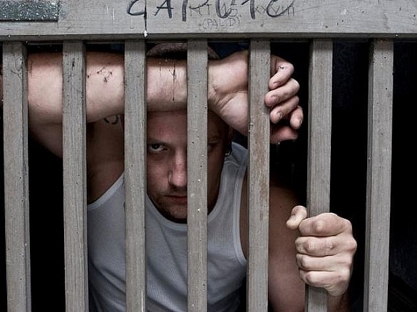 За вбивство та крадіжки на Черкащині чоловіка засудили майже на 9 років