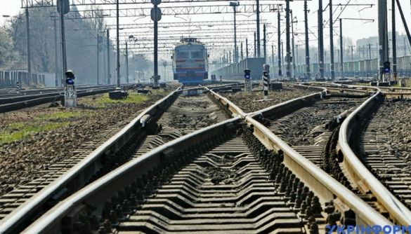 Найповільніший потяг України, який курсує на Черкащині, зламався