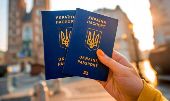У черкаському ЦНАПі знову можна оформити паспорт: коли та як це зробити