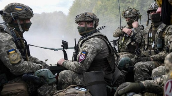 Українська армія дає гідну відсіч агресору