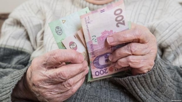 У Черкасах шахрайка намагалась виманити у пенсіонерки 600 гривень