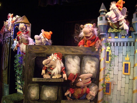 У Черкасах ляльковий театр відновлює показ вистав